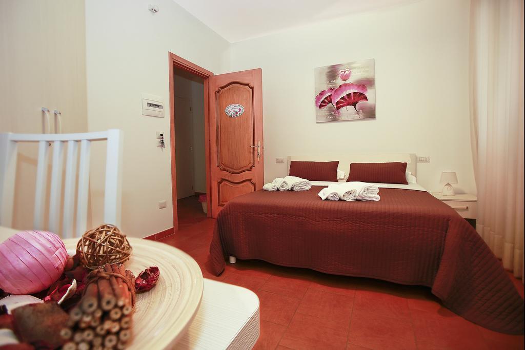 B&B A casa di amici Giardini Naxos Exterior foto